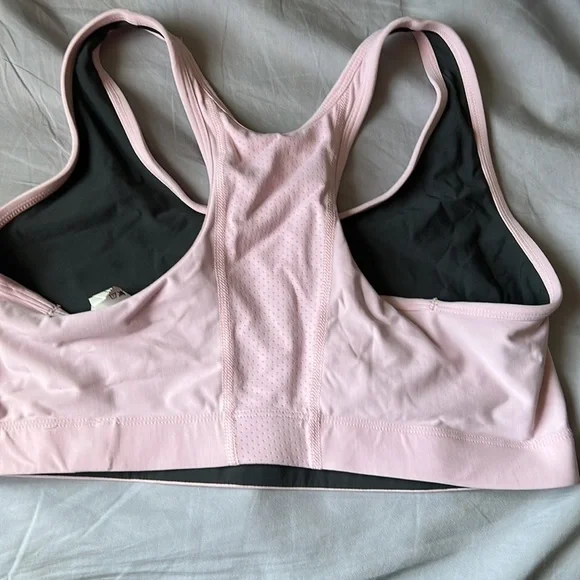 Champion sports bra - Picture 2 of 3